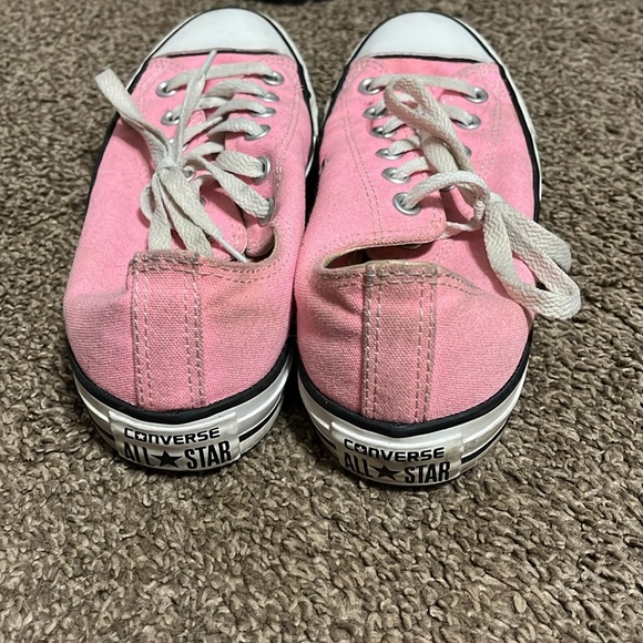 Pink Converse - Picture 3 of 5